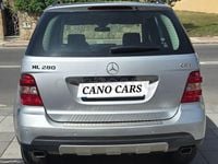 Usado Mercedes ML280 190 CV (139 kW) 2006 Gris / plata SUV