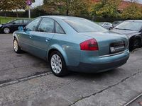 Usado Audi A6 165 CV (121 kW) 1997 Azul Berlina