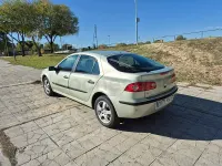 Usado Renault Laguna III Authentique 110 CV (80 kW) 2007 Beige Berlina