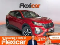 Usado Peugeot 2008 Active 100 CV (73 kW) 2023 Rojo SUV