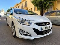 Usado Hyundai i40 136 CV (100 kW) 2015 Blanco Berlina