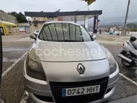 Usado Renault Scénic III Bose Edition 160 CV (117 kW) 2012 Gris / plata Monovolumen