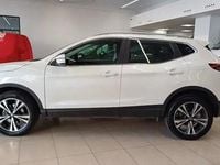 Usado Nissan Qashqai Style Edition 140 CV (102 kW) 2021 Lunar white (perlada) SUV