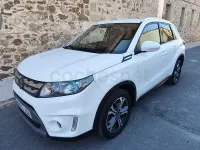 Usado Suzuki Vitara GLX 120 CV (88 kW) 2016 Blanco SUV