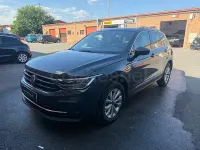 Usado VW Tiguan Life 150 CV (110 kW) 2024 Gris / plata SUV