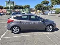 Usado Ford Focus Trend 100 CV (73 kW) 2013 Gris / plata Familiar