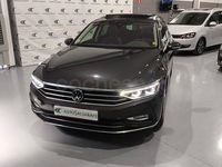 Usado VW Passat Executive 122 CV (89 kW) 2021 Gris / plata Familiar