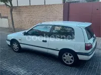 Usado Nissan Sunny 142 CV (104 kW) 1991 Blanco Berlina