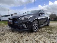 Usado Kia Ceed 136 CV (100 kW) 2021 Negro Utilitario