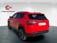 Usado Jeep Compass Trailhawk 240 CV (176 kW) 2022 Rojo SUV