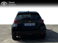 Usado Toyota Yaris Hybrid Active 116 CV (85 kW) 2025 Negro Berlina