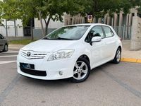 Usado Toyota Auris Active 101 CV (74 kW) 2010 Blanco Berlina