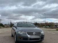 Usado VW Passat Advance 140 CV (102 kW) 2007 Gris / plata Familiar