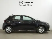 Usado Mazda 2 Center-Line 116 CV (85 kW) 2025 Negro Utilitario
