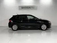 Usado Skoda Fabia Selection 95 CV (69 kW) 2025 Negro Utilitario