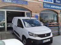 Usado Peugeot Partner S 99 CV (72 kW) 2020 Blanco Monovolumen
