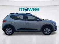 Usado Dacia Sandero Expression 91 CV (66 kW) 2024 Gris / plata Berlina