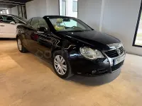 Usado VW Eos 140 CV (102 kW) 2007 Azul Descapotable