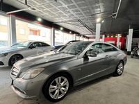 Usado Mercedes E250 Elegance 204 CV (150 kW) 2009 Gris / plata Coupe
