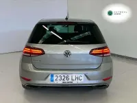 Usado VW Golf VII Advance 116 CV (85 kW) 2020 Gris Utilitario
