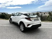 Usado Toyota C-HR Advance 122 CV (89 kW) 2023 Blanco SUV