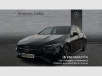 Usado Mercedes A180 116 CV (85 kW) 2025 Pintura metalizada  negro cosmos Utilitario