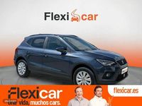 Usado Seat Arona Ecomotive 95 CV (69 kW) 2019 Gris SUV