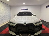 Usado BMW 740 299 HP (219 kW) 2024 Branco Sedan