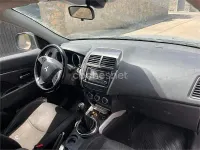 Usado Mitsubishi ASX Motion 117 CV (86 kW) 2014 Gris / plata SUV