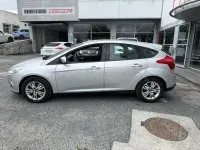 Begagnad Ford Focus Trend 105 HK (77 kW) 2011 Grå Sedan