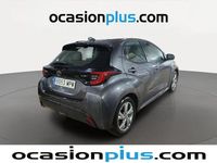 Usado Toyota Yaris Hybrid Active 116 CV (85 kW) 2024 Gris Berlina