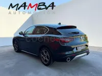 Usado Alfa Romeo Stelvio 150 CV (110 kW) 2018 Negro SUV