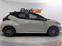 Usado Toyota Yaris Hybrid Plus 116 CV (85 kW) 2022 Blanco Utilitario