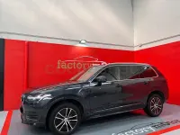Usado Volvo XC90 Momentum 250 CV (183 kW) 2020 Gris / plata SUV
