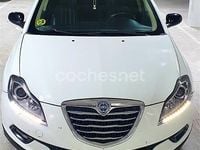 Usado Lancia Delta 120 CV (88 kW) 2012 Blanco Utilitario
