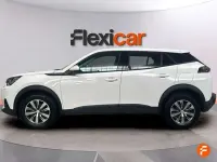 Usado Peugeot 2008 Active 110 CV (80 kW) 2021 Blanco SUV