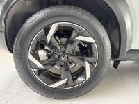 Usado Nissan Juke N-Connecta 114 CV (83 kW) 2024 Gris SUV