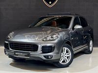 Usado Porsche Cayenne S E-Hybrid 416 CV (305 kW) 2016 Gris / plata SUV
