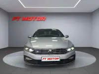 Usado VW Passat R-line 150 CV (110 kW) 2022 Gris / plata Berlina