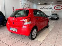Usado Toyota Yaris Live 69 CV (50 kW) 2009 Rojo Utilitario