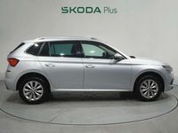 Usado Skoda Kamiq Ambition 110 CV (80 kW) 2022 Plateado SUV