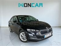 Usado Skoda Octavia Selection 150 CV (110 kW) 2024 Negro Berlina