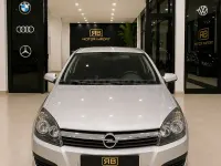 Usado Opel Astra Enjoy 120 CV (88 kW) 2007 Gris / plata Berlina