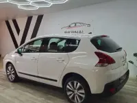 Usado Peugeot 3008 Active 114 CV (83 kW) 2014 Blanco Familiar