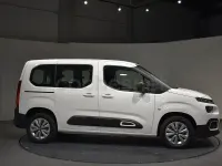 Usado Citroën Berlingo Feel 102 CV (75 kW) 2022 Blanco Monovolumen