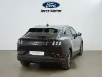 Usado Ford Mustang Mach-E 197 kW (269 CV) 2024 Negro shadow (especial) SUV