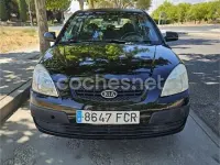 Usado Kia Rio Active 94 CV (69 kW) 2006 Negro Berlina