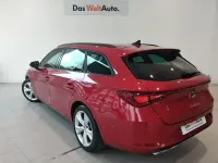 Usado Seat Leon FR 150 CV (110 kW) 2024 Rojo