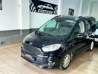 Usado Ford Tourneo Courier Trend 100 CV (73 kW) 2016 Negro Monovolumen