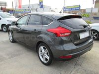 Usado Ford Focus Titanium 150 CV (110 kW) 2018 Gris / plata Berlina
